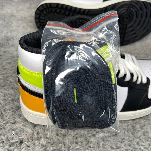 Air Jordan 1 Retro High Golf Shoes Size 10 Men White Black Volt Gold DQ0660-105 main image 5